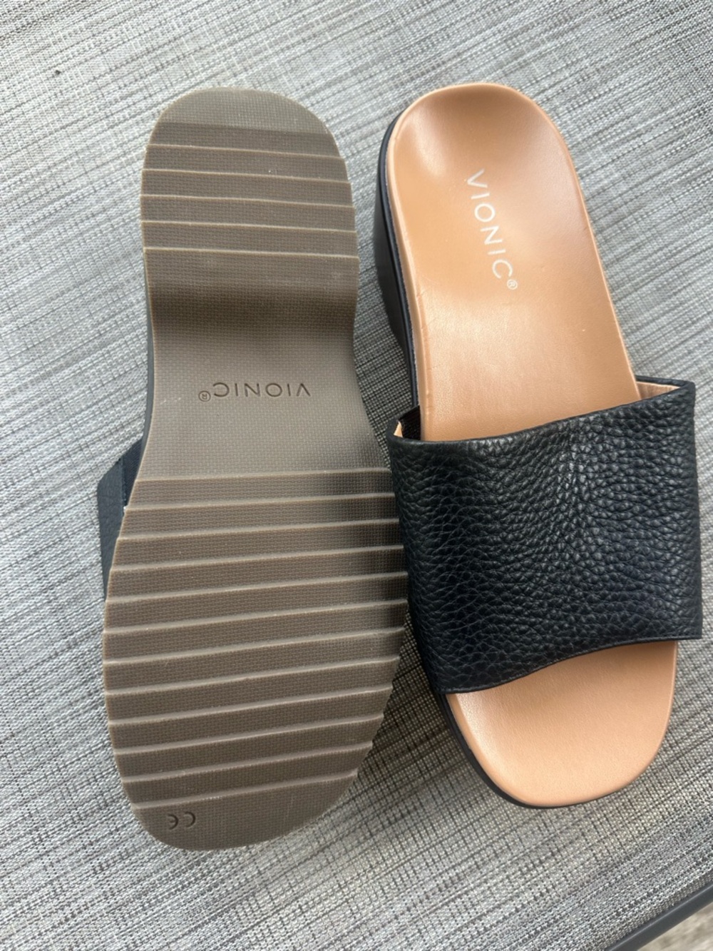 Vionic Slide Size 8.5 - Picture 3 of 8